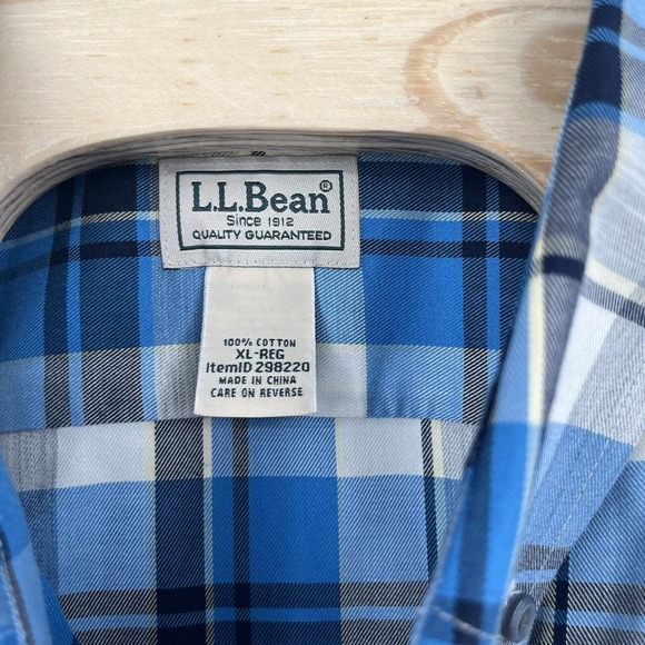 LL Bean Shirt Mens XL Vibrant Blue Button Down Wrinkle Free Slightly Fitted - Picture 3 of 5